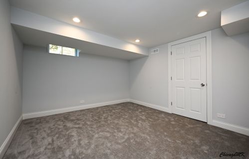 1707 76th Ct, Chicago IL  60707-4104 exterior