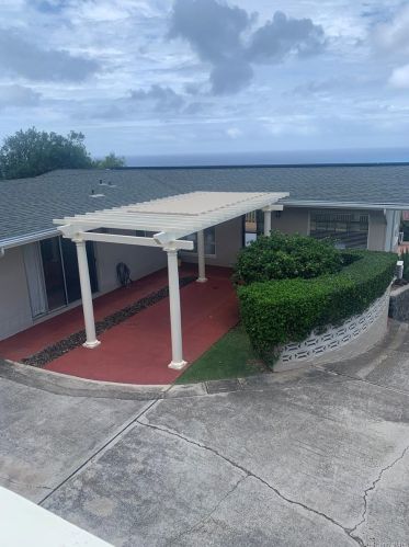 1624 Kamole St, Honolulu HI 96821-1426 exterior