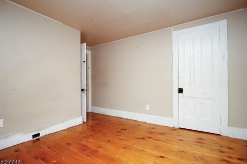 33 Madison St, Fredon NJ 07860-2022 exterior