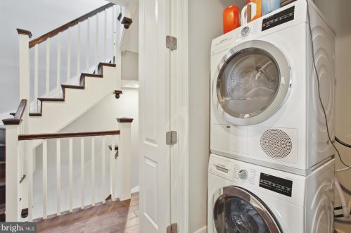 2208 Q St, Washington DC 20001-1955 exterior