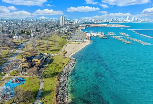 2867 Superior St, Milwaukee WI  53207-2550 exterior