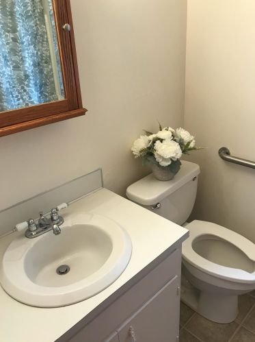 53 Brownell St, Grand Rapids MI 49508-7431 exterior