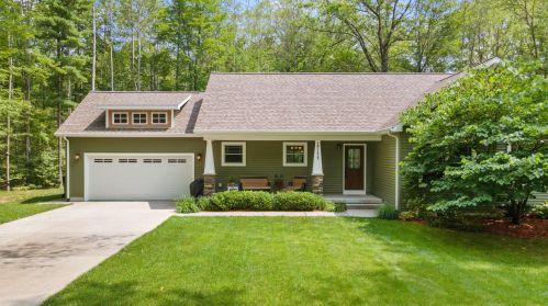 19134 Joslin Cir, Big Rapids, MI 49307-8772