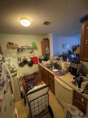 309 Judd Sq, Wallingford, CT 06492