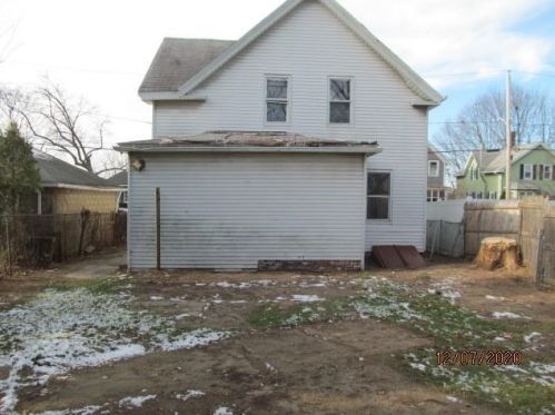 55 Crescent St, Providence, RI 02907-3236