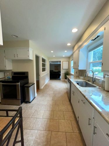 3129 Fleetwood Dr, Kalamazoo MI  49024-5606 exterior