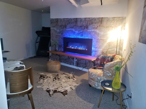 12393 Waterford Ave, Milwaukee WI 53235-4922 exterior