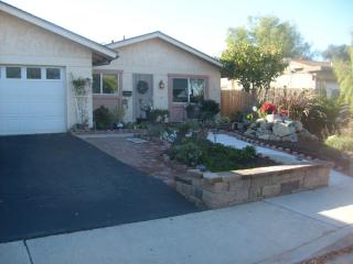 1224 Juliette Pl, Fallbrook, CA 92028-3522