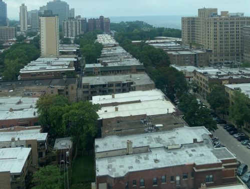 1700 56th St, Chicago IL  60637-1970 exterior