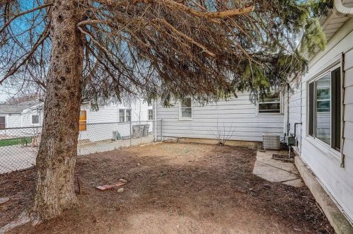 3379 57, Milwaukee WI 53218-4217 exterior