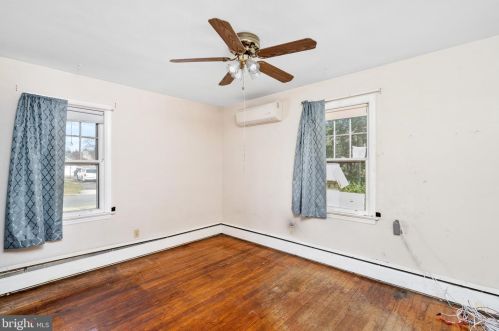 900 Hamilton St, Roebling NJ exterior