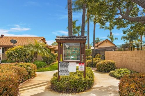 1840 Commonwealth Ave, Fullerton CA  92831-4821 exterior