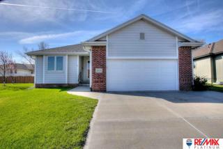 16109 Timberlane Dr, Omaha NE  68136-3087 exterior