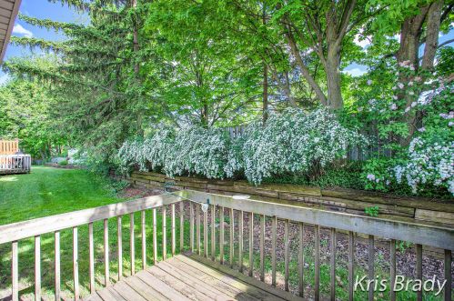 1900 Burton, Grand Rapids MI 49506-4620 exterior