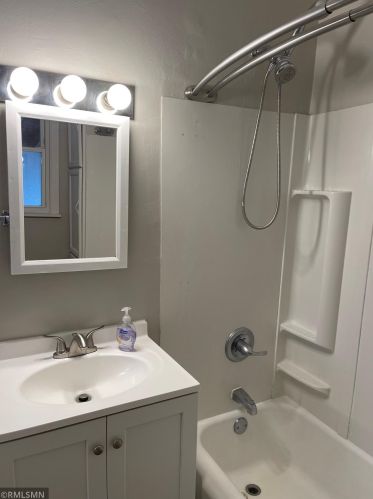 1264 Desoto St, Saint Paul MN  55130-3516 exterior