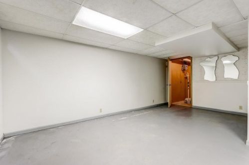 9039 70, Milwaukee WI 53218-2212 exterior