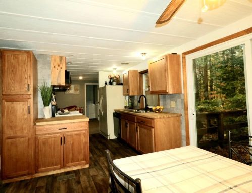 25 Third St, Barrington NH 03825-7470 exterior