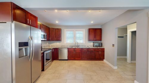 82 Allison St, Concord NH 03301-2811 exterior