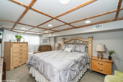 2036 Pulaski Rd, Chicago IL 60803-1114 exterior