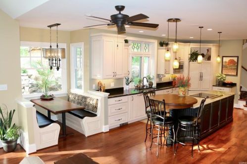 1051 Barberry Ln, Saint Louis MO 63122-5113 exterior