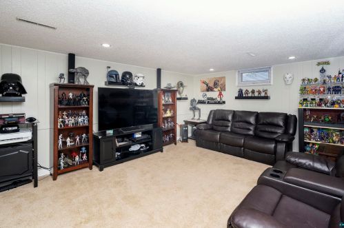 214 Morgan St, Duluth MN 55811-2014 exterior