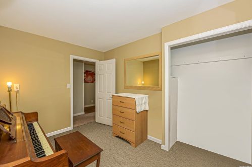 2926 Ocean Ave, Hauppauge NY 11779-5024 exterior