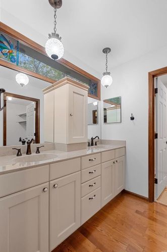 4607 Forest Valley Dr, Saint Louis MO 63128-3431 exterior