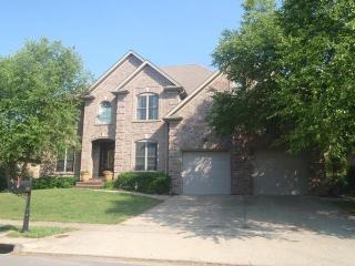 1025 Andover Forest Dr, Lexington, KY 40509-2003