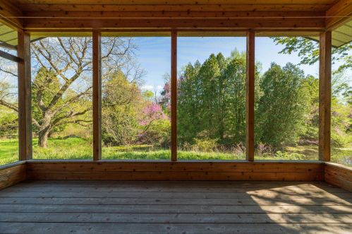 6450 2 St, Kalamazoo MI 49007-4909 exterior