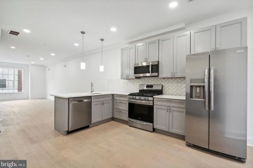 1121 26 St, Philadelphia PA 19146-3849 exterior