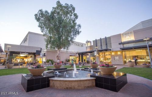 3136 38th St, Phoenix AZ  85018-6334 exterior