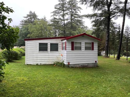 7 Bailey Dr, Concord NH 03303-2700 exterior