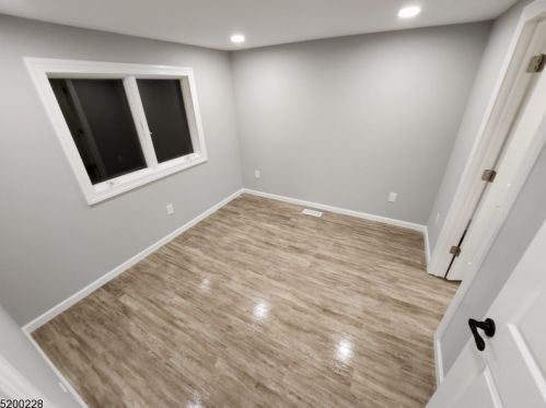 17 Grandview Ln, West Milford Lakes NJ  07480-1424 exterior