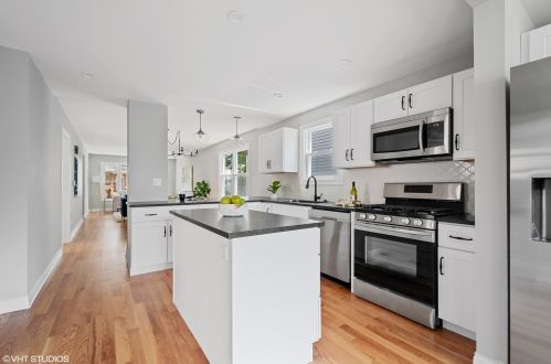 5841 Byron St, Chicago IL  60634-2635 exterior