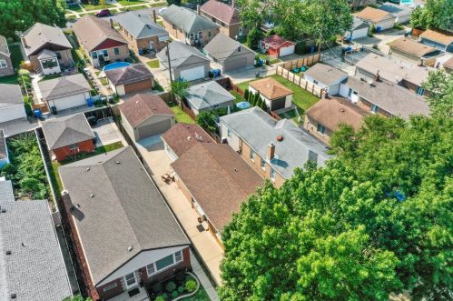 10136 Talman Ave, Chicago IL  60655-1666 exterior