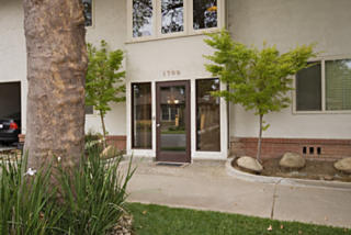 1700 26th St, Sacramento, CA 95816-6927