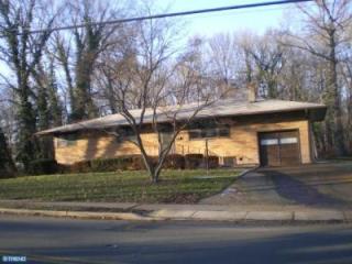 72 Central Ave, Trenton, NJ 08618-1718