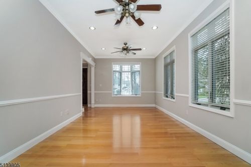 47 Hillside Ave, Berkeley Heights NJ 07922-1708 exterior