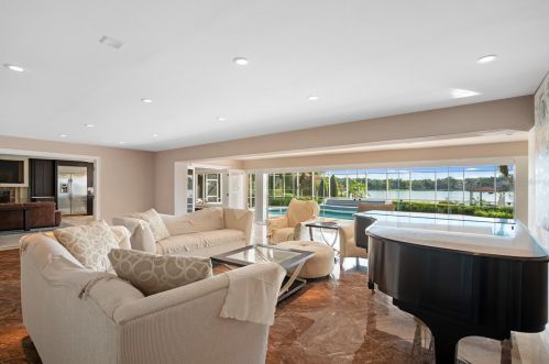 126 Spg Vly Loop, Altamonte Springs FL 32714-6509 exterior