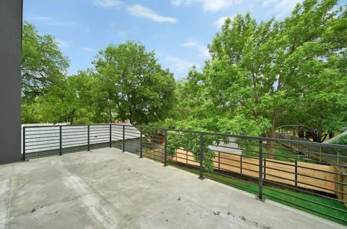 1807 Collier St, Austin TX 78704-2911 exterior