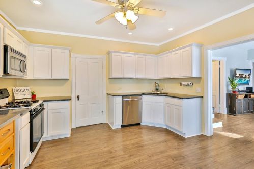 114 4 Ave, South Saint Paul MN 55075-2095 exterior