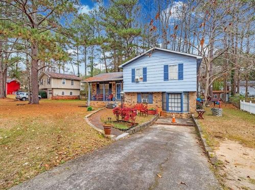 135 Buckhurst Way, Atlanta, GA 30349-4510