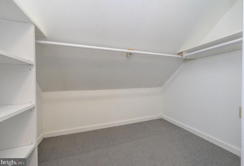 24 Benson Ln, Trenton NJ 08610-2309 exterior