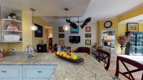 11269 Northland Dr, Fort Pierce FL 34987-1942 exterior