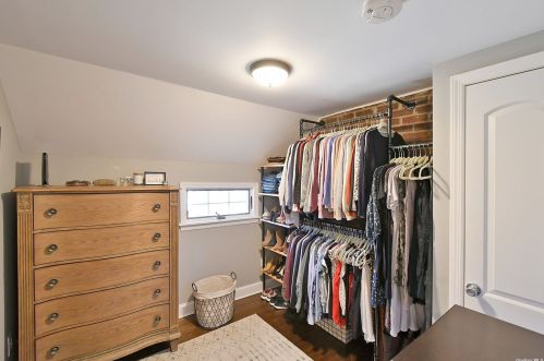 21 Nursery Rd, Huntington Station NY 11747-1028 exterior