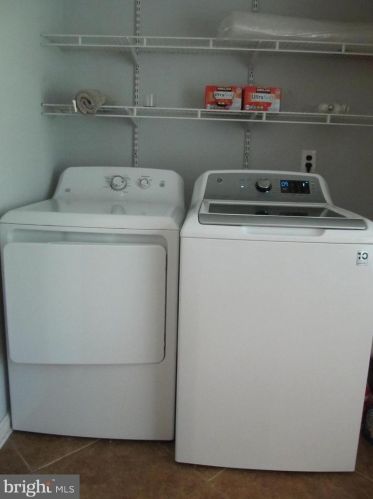 1807 Youngblood St, Mc Lean VA  22101-5244 exterior