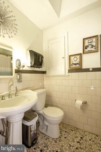 1419 Magee, Philadelphia PA 19111-4917 exterior