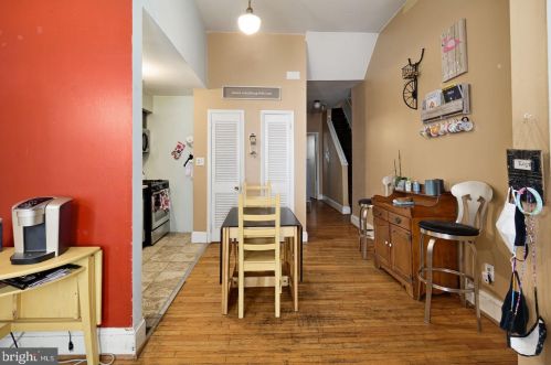 865 26 St, Philadelphia PA 19146-4402 exterior