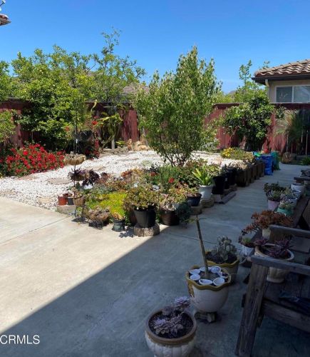 1331 Martin Luther King Jr Dr, Oxnard CA  93030-2575 exterior