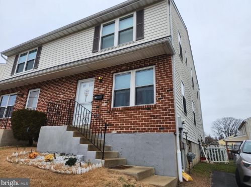 204 Summit Ave, Manor, PA 19036-2439